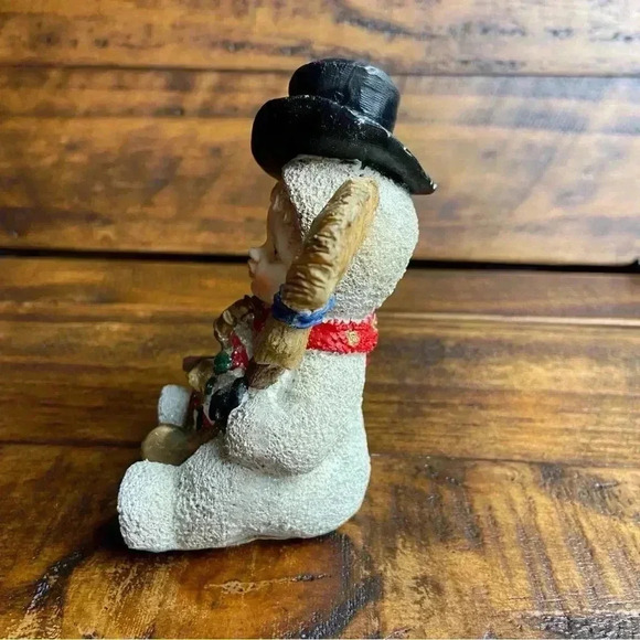 Snow Baby w/Broom Cornerstone Creations Christmas Holiday Collection Figurine - Picture 2 of 9